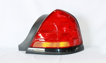Aftermarket TAILLIGHTS for FORD - CROWN VICTORIA, CROWN VICTORIA,01-05,RT Taillamp assy