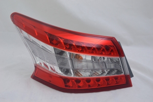 Aftermarket TAILLIGHTS for NISSAN - SENTRA, SENTRA,13-15,LT Taillamp assy outer